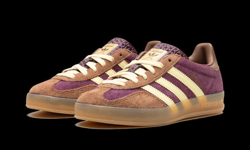 Gazelle Indoor "Maroon Almost Yellow"