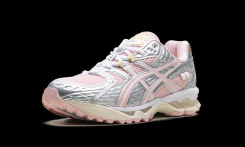 GEL-Nimbus 10.1 "VandyThePink - Strawberry"