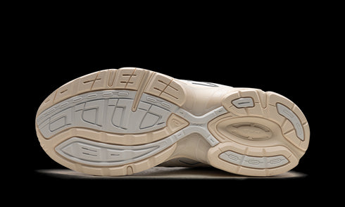 GEL-1130 "Cream Leather"