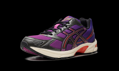 Gel-1130 "Kith Marvel Villains Magneto Sealed Box - Comic Included"