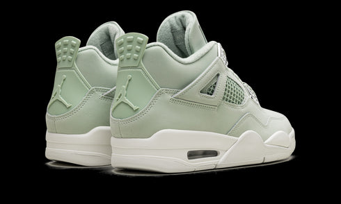 Air Jordan 4 WMNS "Abundance"