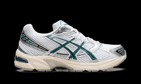 Gel-1130 "White Rainy Lake"