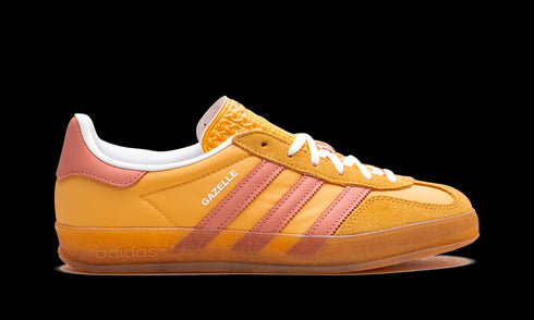 Gazelle Indoor WMNS "Semi Spark Clay" IE2959