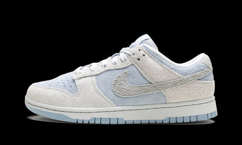 DUNK LOW WMNS "Suede - Photon Dust / Light Armory Blue"