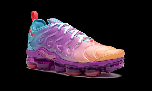 AIR VAPORMAX PLUS WMNS "Multigradient"