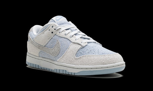 DUNK LOW WMNS "Suede - Photon Dust / Light Armory Blue"