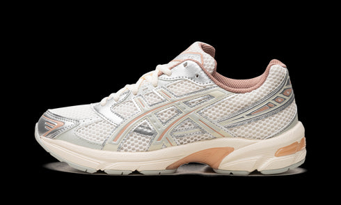 GEL-1130 WMNS "Cream / Light Sage"