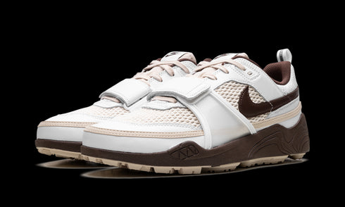 Zoom Field Jaxx "Travis Scott - Light Chocolate"