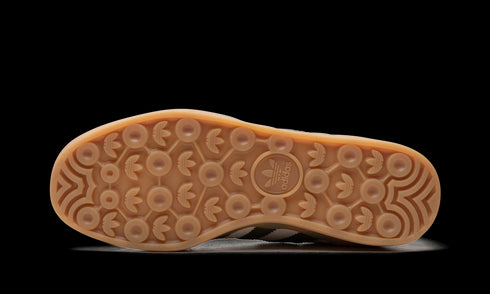 Gazelle Indoor WMNS "Olive Strata" JH8821