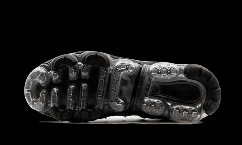 AIR VAPORMAX PLUS WMNS "Triple Black"