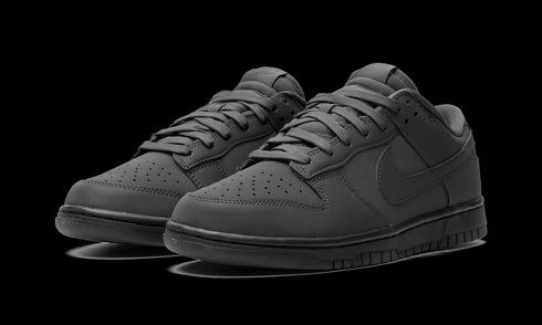 DUNK LOW WMNS "Cyber"