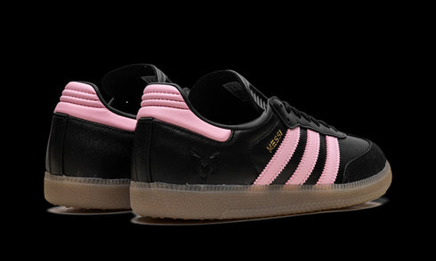 Samba Messi Indoor "Core Black / Gold Metallic / Gum" JP7845