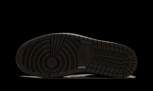 Air Jordan 1 Low OG "Travis Scott - Velvet Brown"