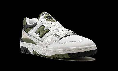 550 "White / Dark Olivine"