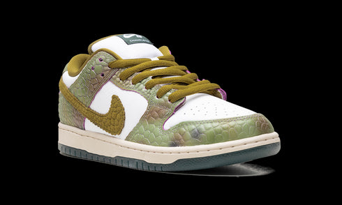 SB Dunk Low "Alexis Sablone - Chameleon"