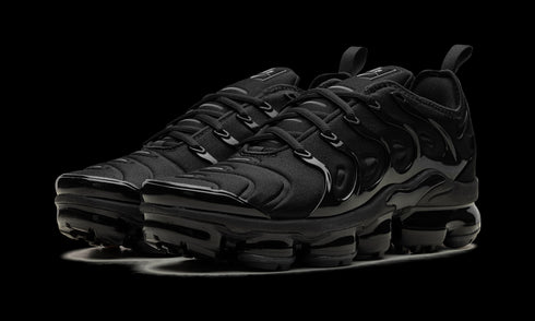 Air Vapormax Plus "Triple Black"