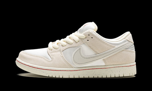 SB Dunk Low "Valentine's Day - Low Love Found"