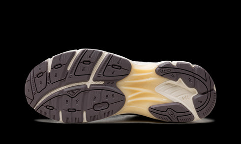 GT-2160 "Cream/Mauve Grey"