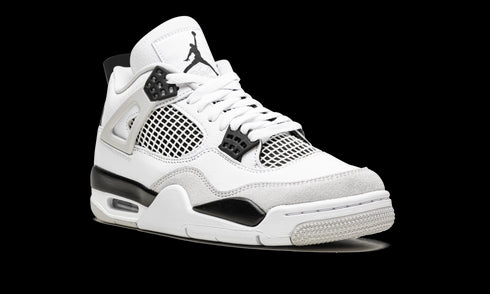 Air Jordan 4 Retro "Military Black"