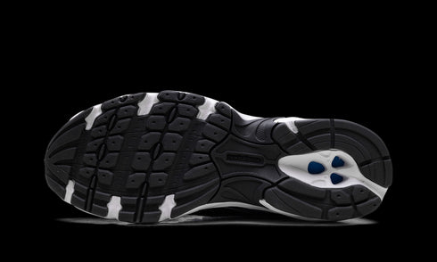 740v2 "Concord Grape"