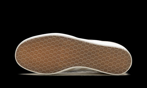 Gazelle "Wonder White" IF3817