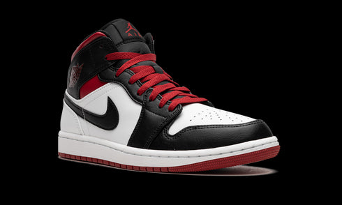Air Jordan 1 Mid "Gym Red Black Toe"