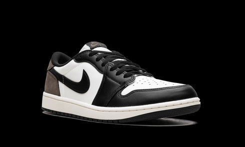 Air Jordan 1 Low OG "Mocha"