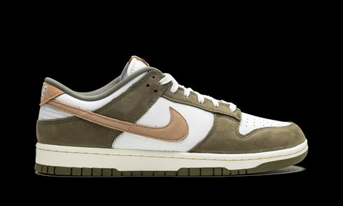 Dunk Low "Medium Olive"