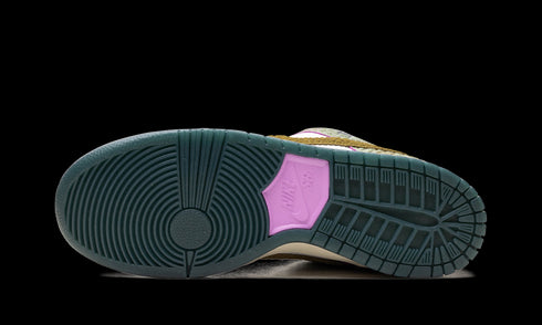 SB Dunk Low "Alexis Sablone - Chameleon"