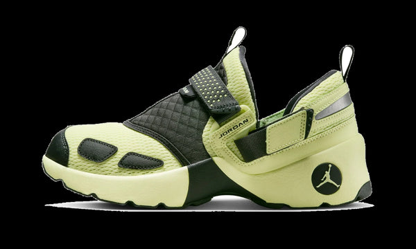 Jordan Trunner LX "Luminous Green" HQ2164 302