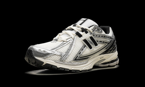 M1906 "METALLIC SILVER"