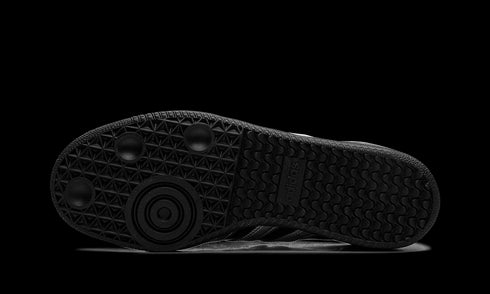 atmos x Samba 'Tuxedo' IH3364