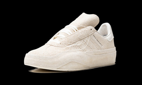 Gazelle "OFF WHITE/OFF WHITE/OFF WHITE" FZ6404