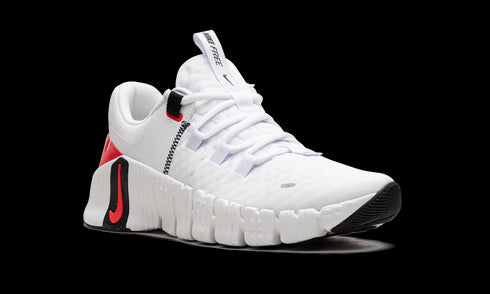 Free Metcon 5 "White Bright Crimson"