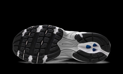 530 "White/Silver Metalic/Ice Wine/Mid Century Pin"