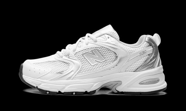 530 "White / Silver"