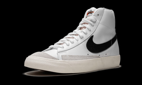 Blazer Mid 77 VNTG "White - Black"