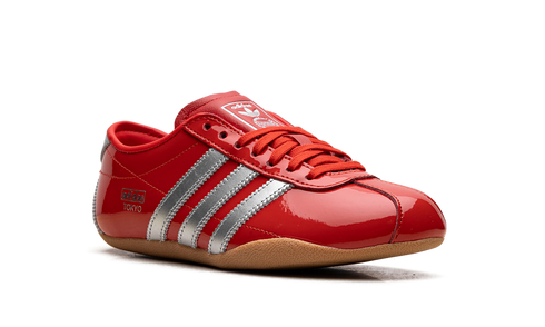 Tokyo WMNS "Red/Silver Metallic" JQ0596