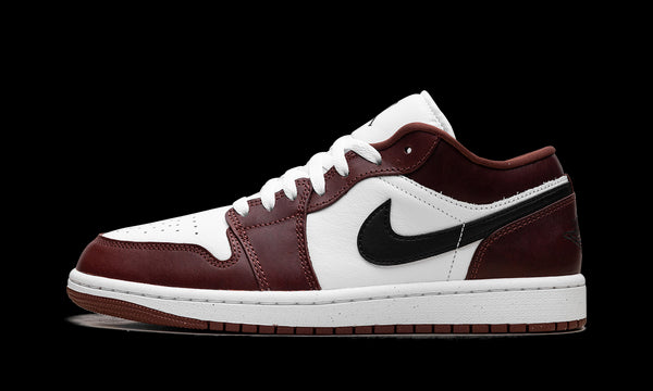 Jordan 1 Low SE "Dark Pony" HF3148 102